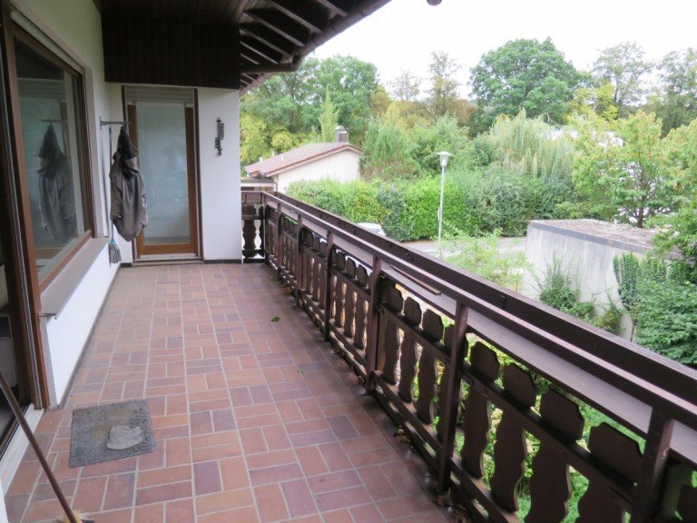 Balkon Pforzheim Wohnung *** W�rm - sch�ne gro�e Wohnung mit Blick ins Gr�ne ***